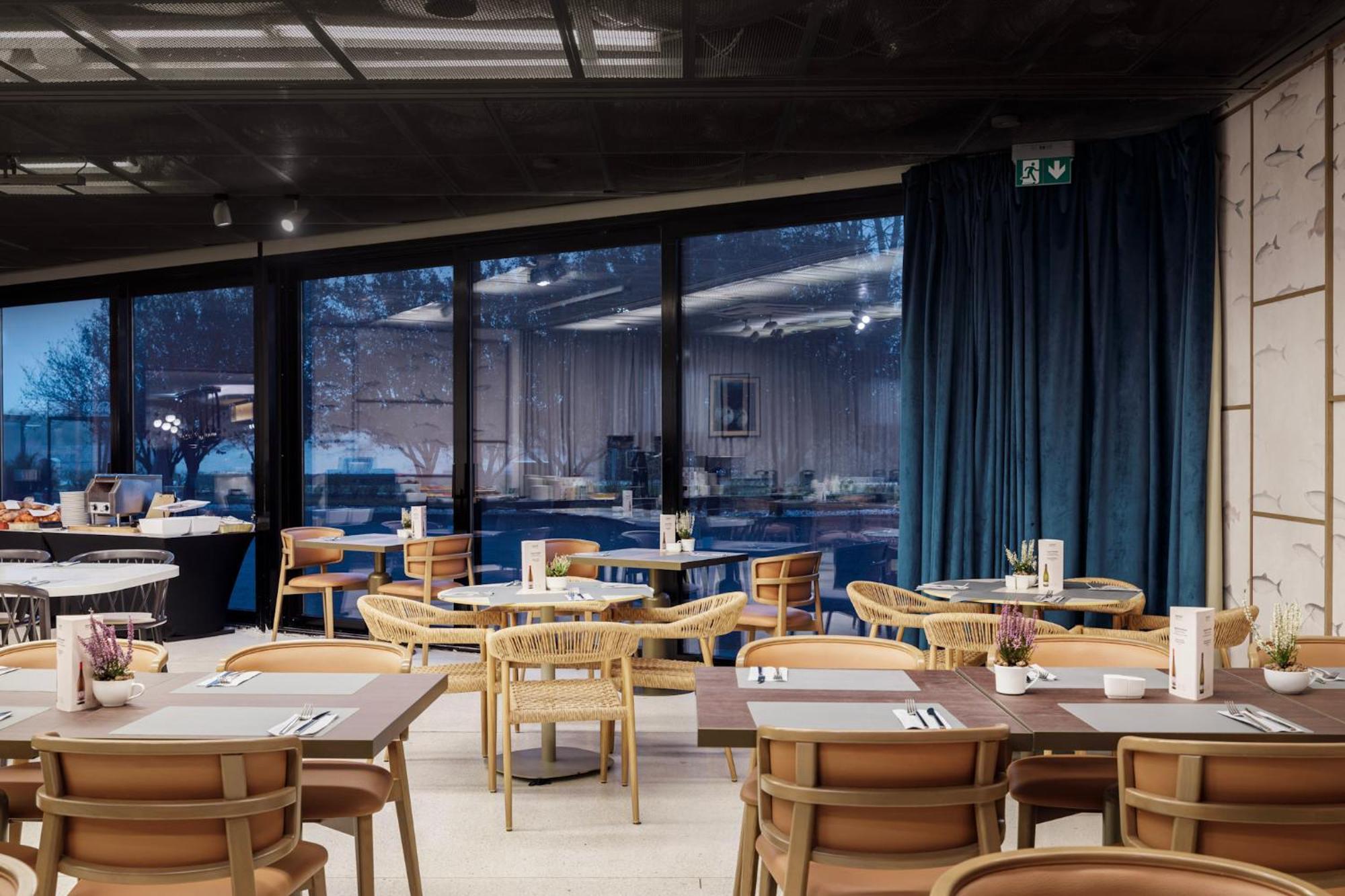 マリーン ホテル コウォブジェク エクステリア 写真 Restaurant